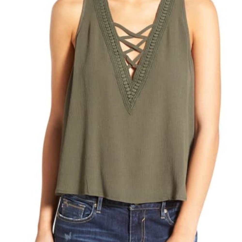 NWOT Chloe & Katie Cross Front Swing Tank Small
